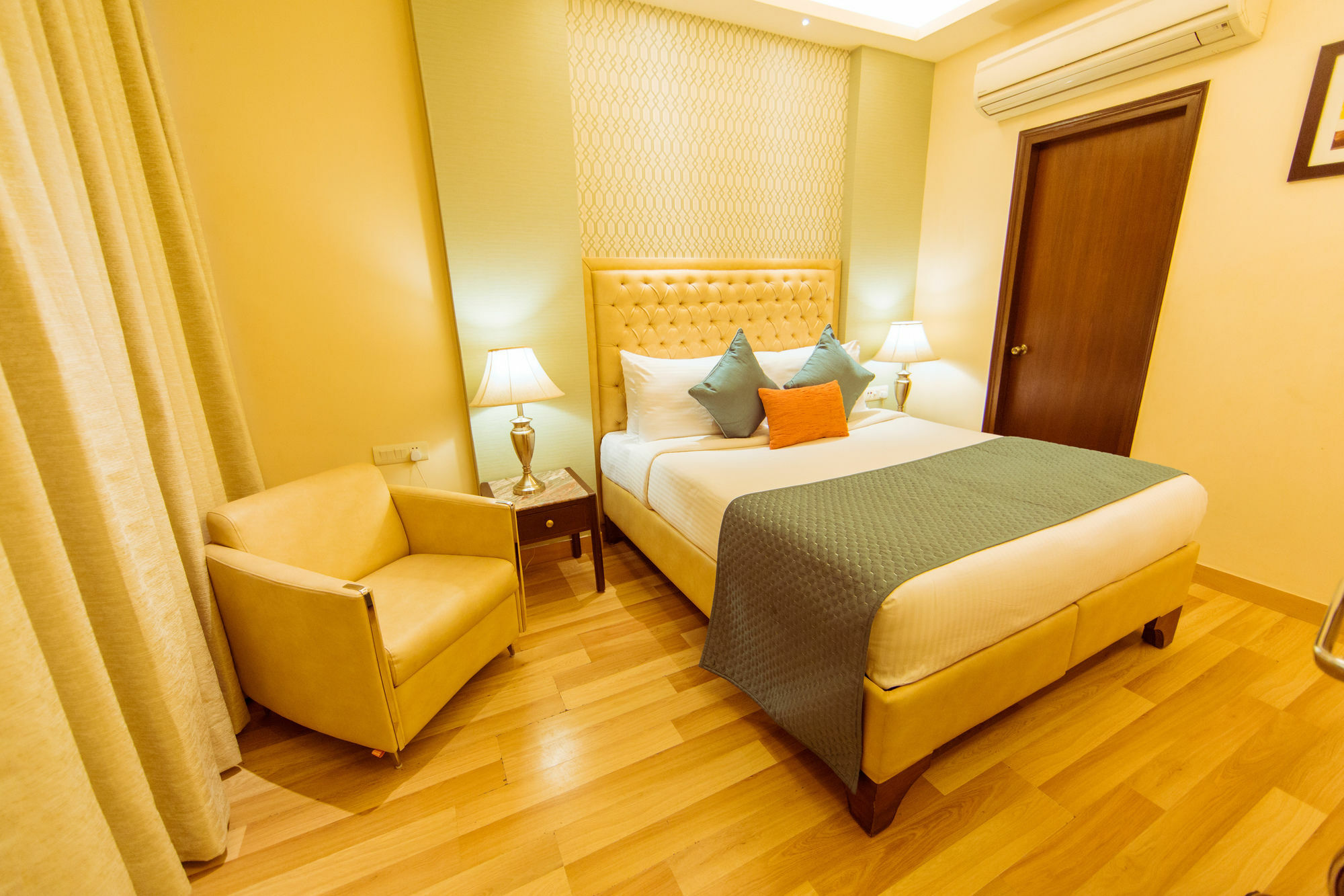 Hotel Clark International Delhi  Exterior foto