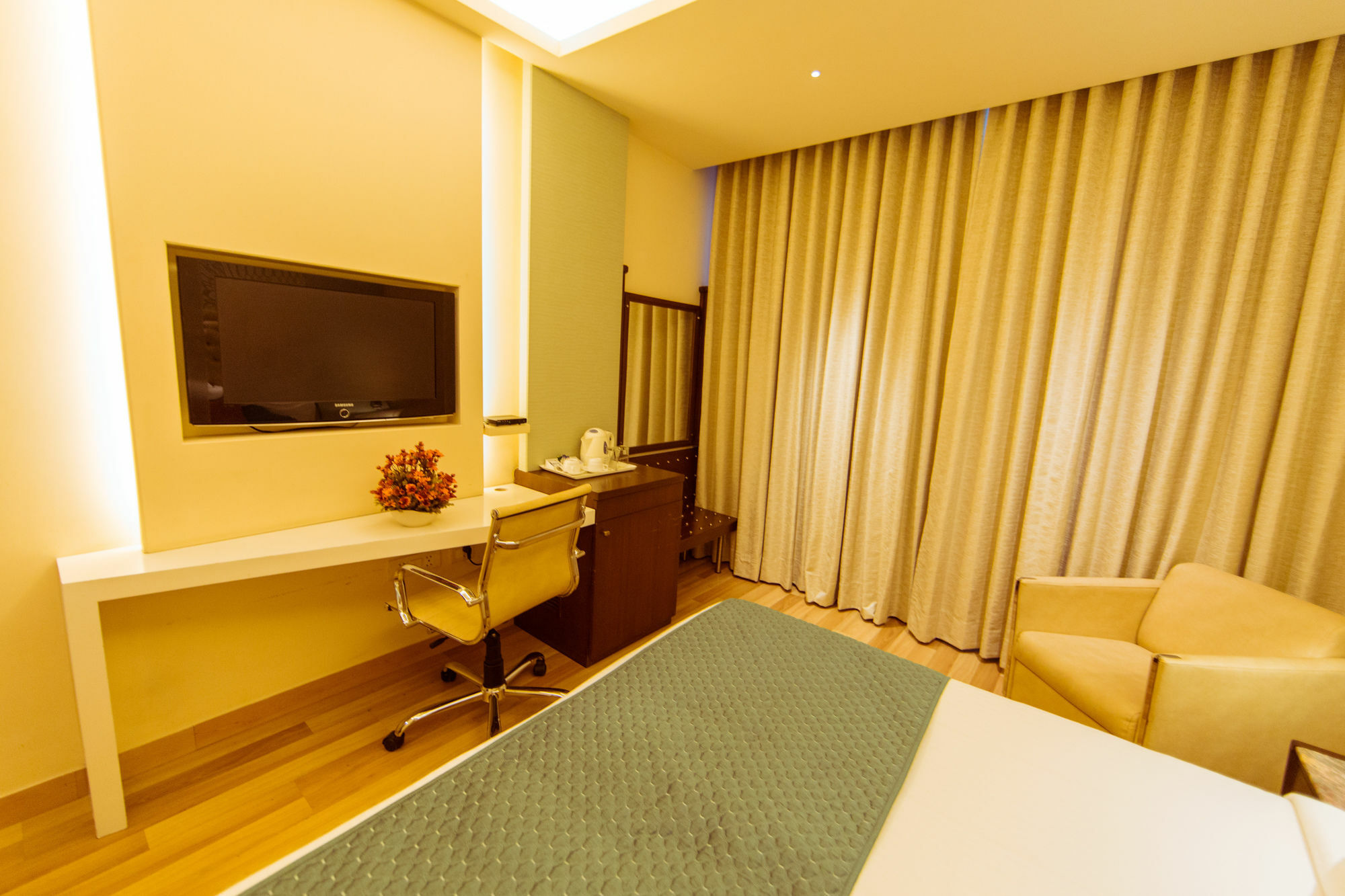 Hotel Clark International Delhi  Exterior foto